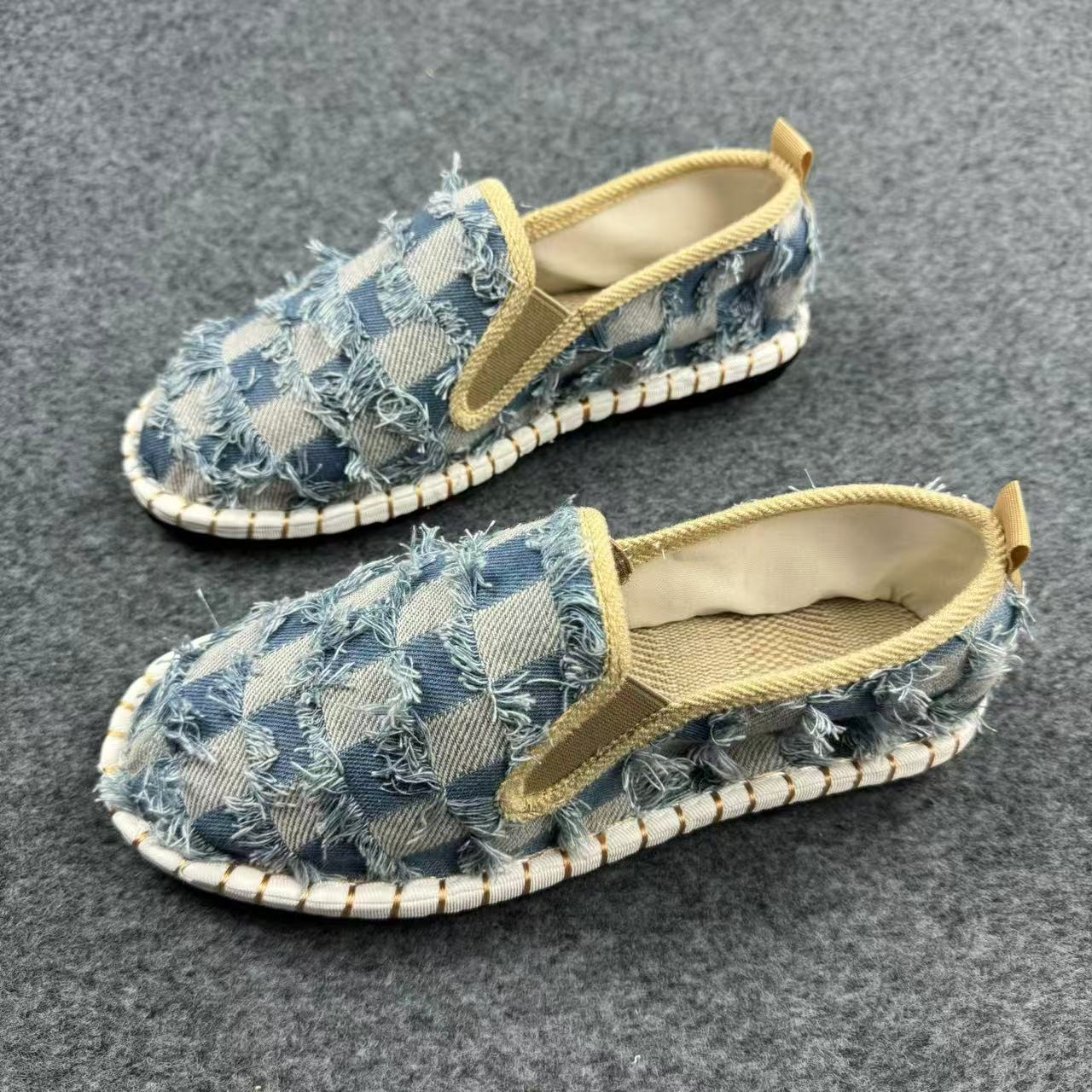 

Hand Embroidered Old Beijing Cloth Shoes Canvas Shoes Couple Casual Shoes 45