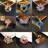 High-End Light Luxury Flower Brooch Female Heavy Industry Design Sense Animal Brooch Diamond Corsage Coat Clothing Accessories