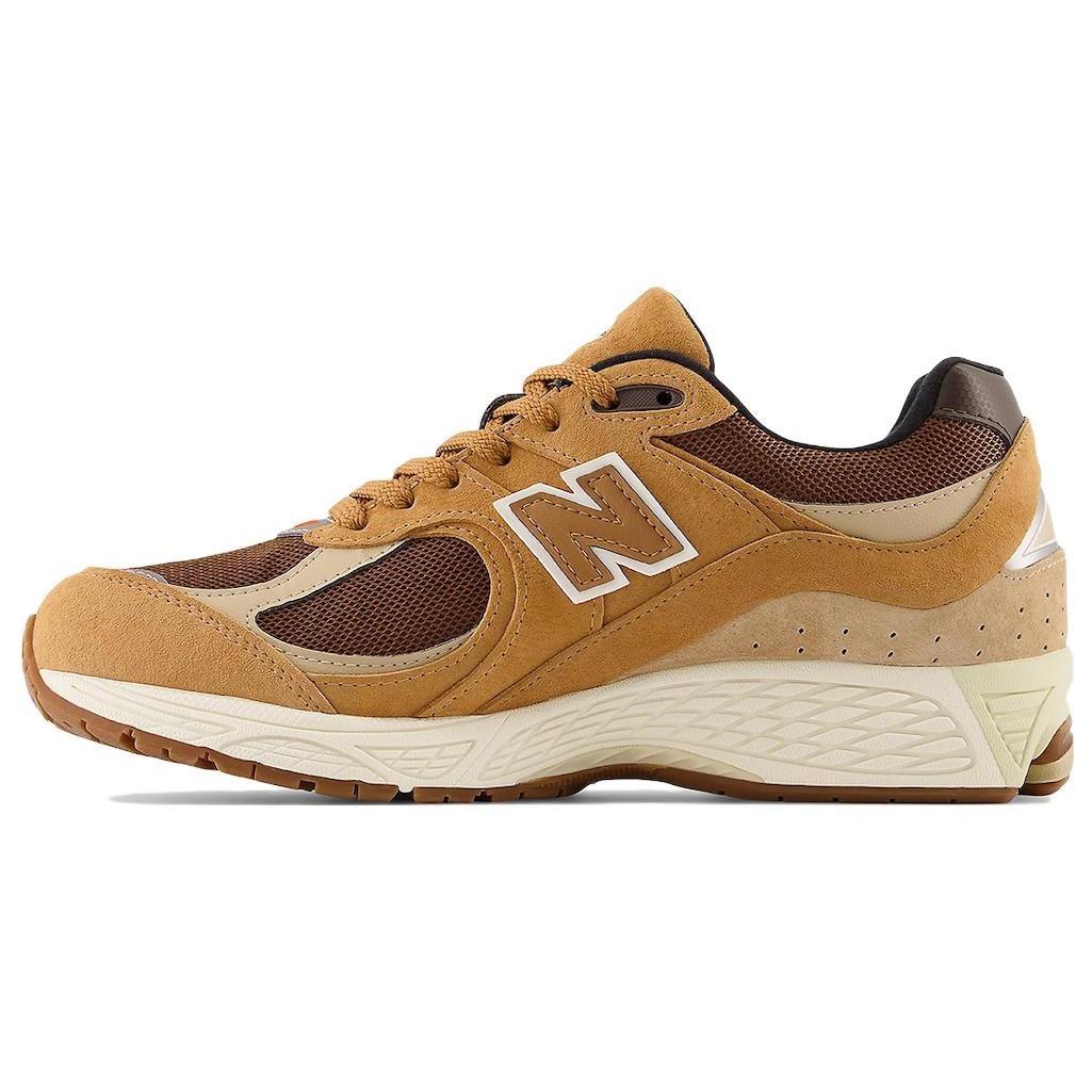 New Balance 2002R GORE-TEX  Wheat  Men s M2002RXG EU 42