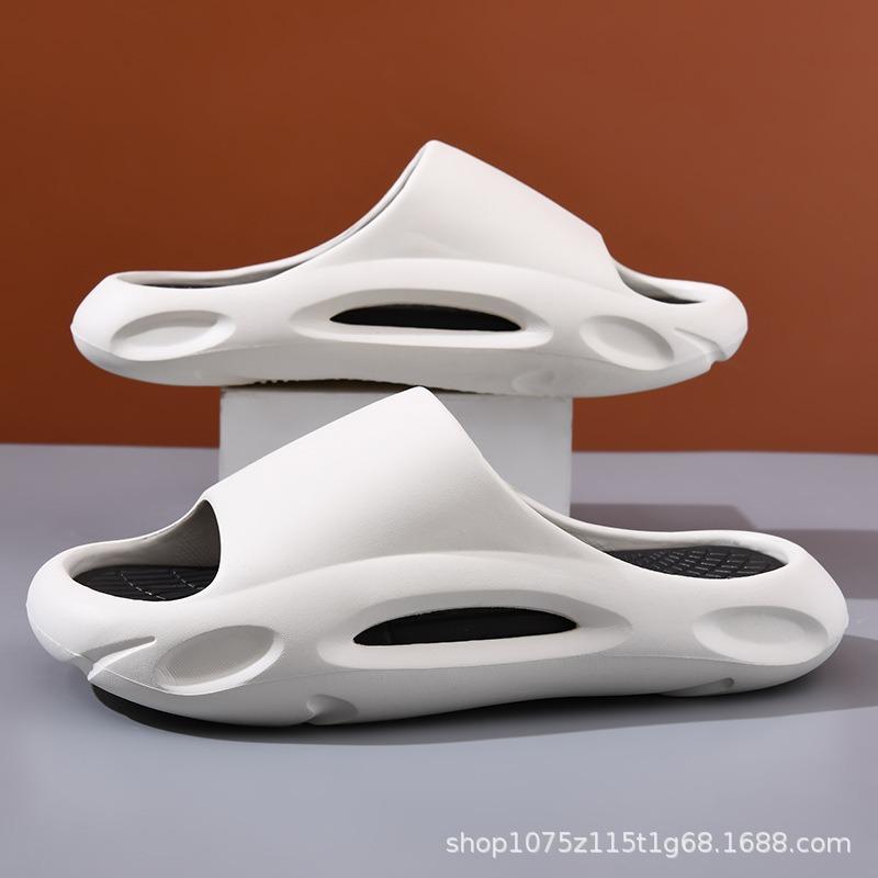 

Slippers men s new summer wear soft bottom non-slip versatile sandals casual fashion thick bottom beach word 40-41 білий