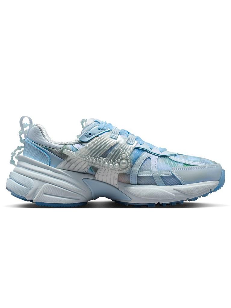 IB7426-400 Susan Fang Nike V2K Run Blue Tint (Women's)