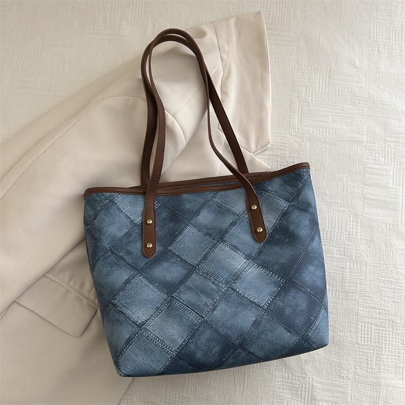 Large Capacity Tote Bag For Women Stylish Canvas Shoulder Bag For Summer Commute