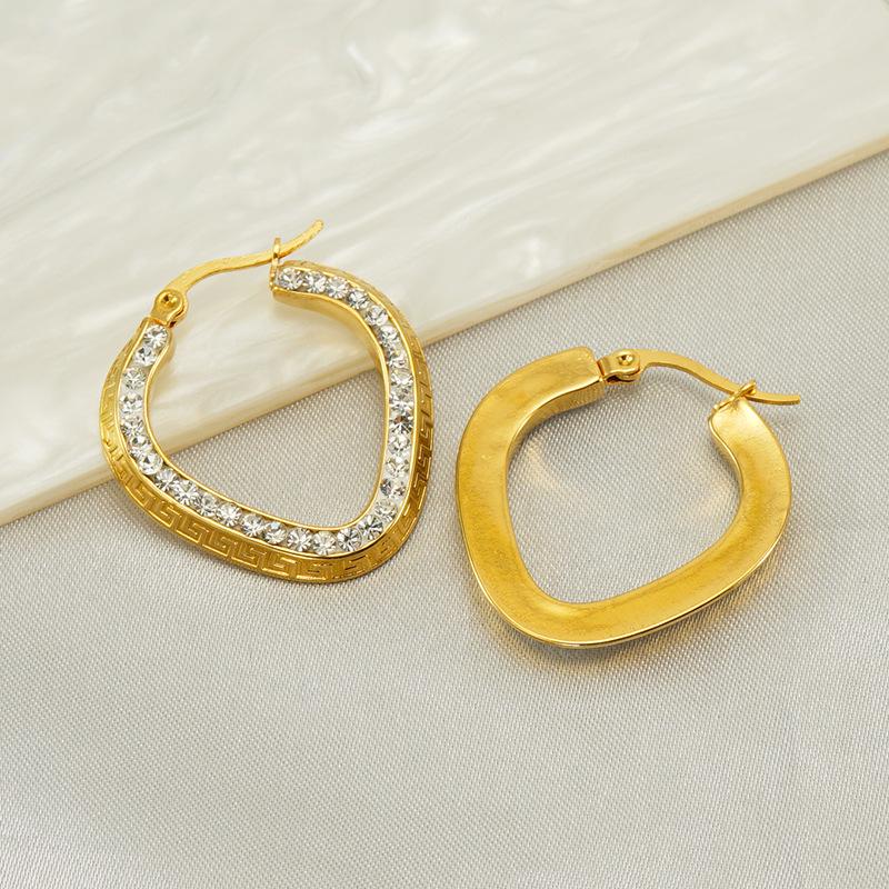 New titanium steel color-retaining gold-plated diamond-encrusted earrings niche design high-end elegant temperament earrings