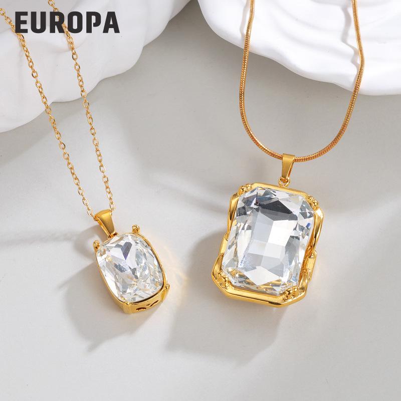 Hot-Selling Geometric Zirconia Square Necklace: European & American Style, Fashionable and Versatile for Autumn/Winter