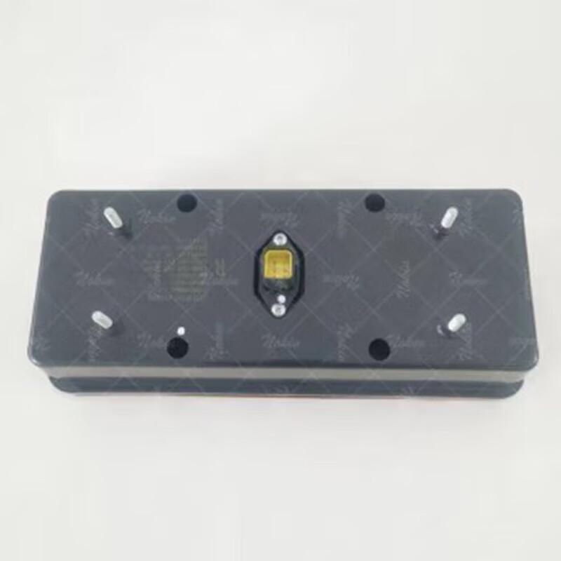 Dongfeng Mengshi CSK181/CSK182 Right Rear Tail Light Assembly