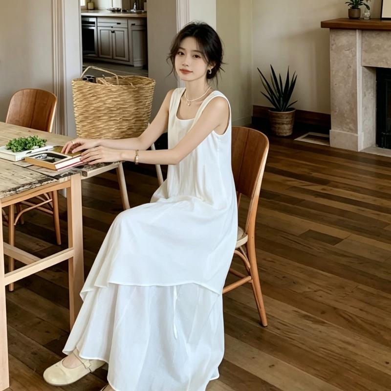 2026 New French First Love White Spaghetti Strap Dress for Women, Summer Niche Design, Elegant and High-End Long Dress