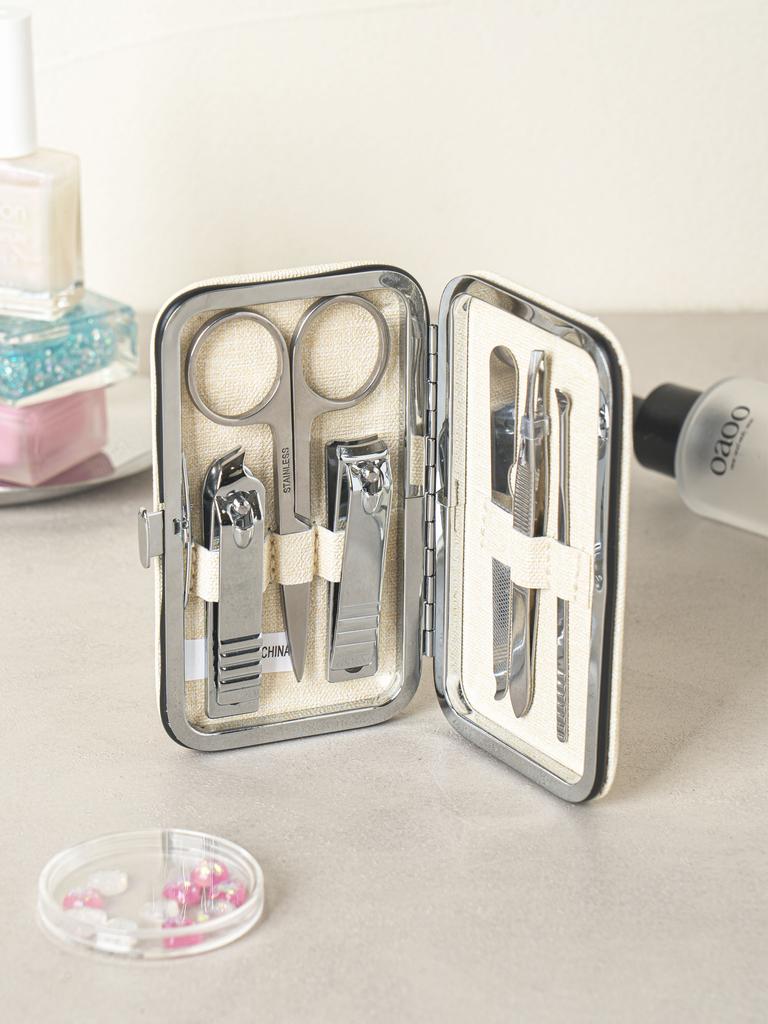 Portable 6-Piece Nail Care & Grooming Kit Set