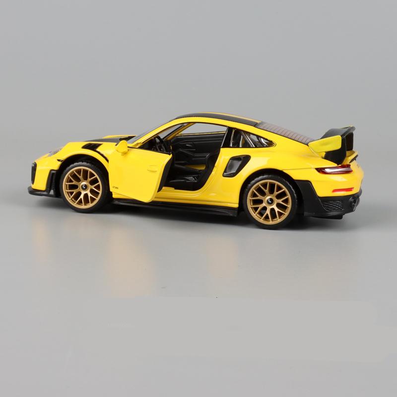 1/32 Porsche 911 GT2 RS Alloy Sports Car Model Diecasts Metal Racing Car Model Simulation Sound Light Collection Kids Toys Gifts