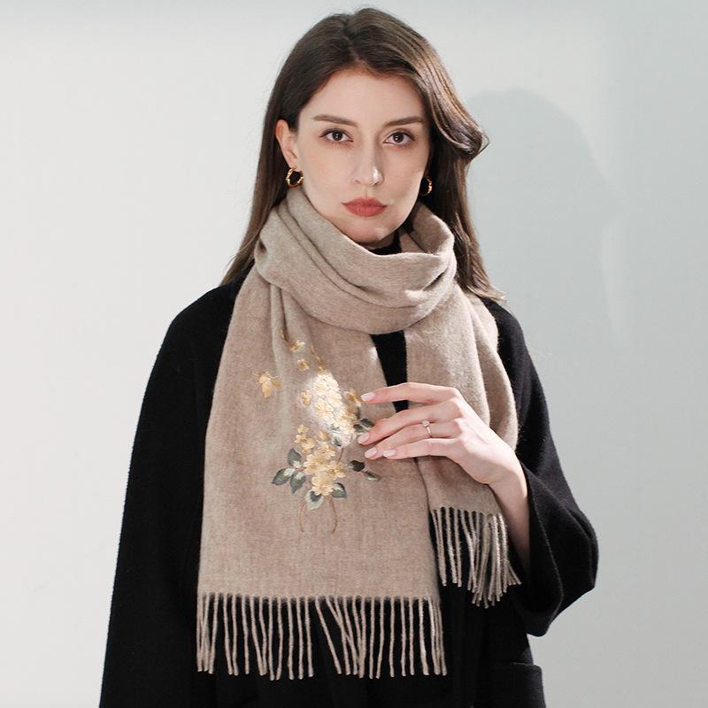 30Cm Woolen Embroidered Pure Wool Scarf, Autumn and Winter Versatile Shawl Thickened To Keep Warm