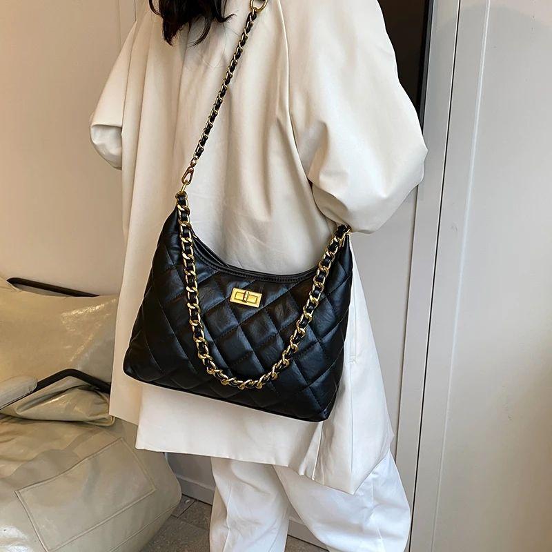 Xiaoxiangfeng Bag 2025 New Fashion High-end Texture Diamond Shoulder Messenger Bag Temperament Casual Versatile Underarm Bag