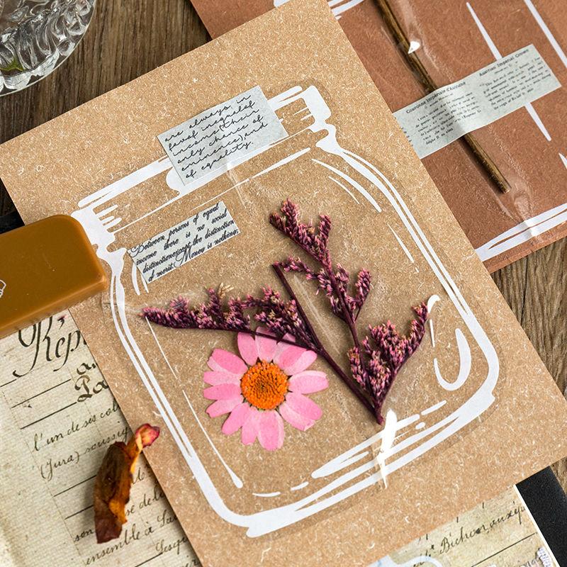 Transparent DIY Bookmarks,Dried Flower Bookmarks,Flower Bookmarks Maker, Handmade DIY Transparent Beautiful Flower Page Gift