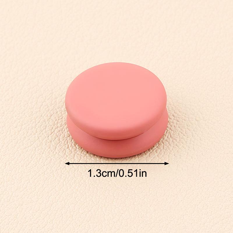 2/4/8Pcs Multifunctional Seamless Clothes Clips Adjustable No Sew Clothes Buttons With Strong Adhesion For Scarf Shirts Dresses