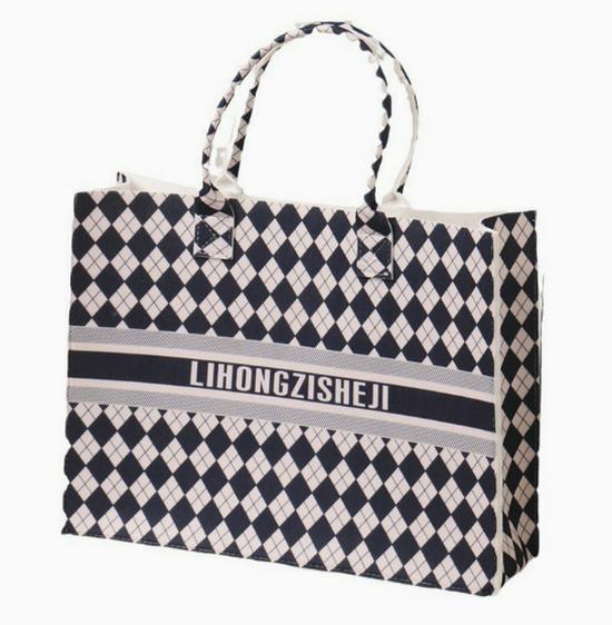 

Chinese Style Large Capacity Felt Tote Handbag for College, Commuting, and Shopping