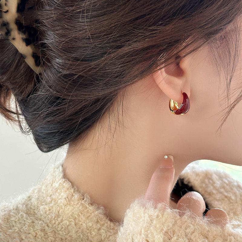 Retro Hong Kong Enamel Red Drip Earrings: Versatile & Trendy Ear Jewelry