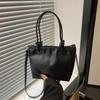 High end Niche Bag for Women New Trendy and Fashionable Crossbody Bag for Women Ins Retro Versatile One Shoulder Handbag