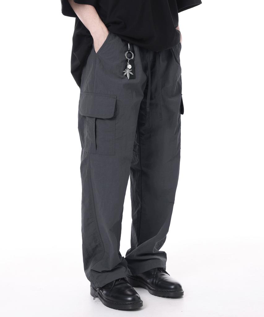 MODERMENT [Nylon] Semi-Wide String Cargo Pants [Deep Gray]