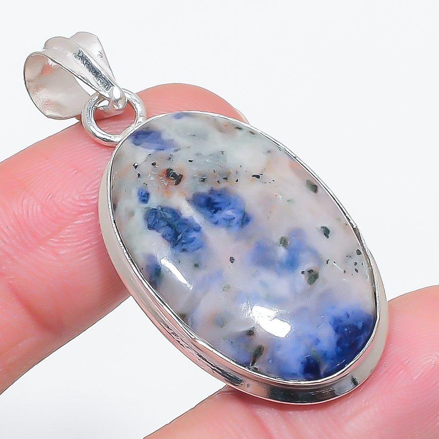 

Natural Sodalite Gemstone 925 Sterling Silver Jewelry Pendant 1.85 d0y79