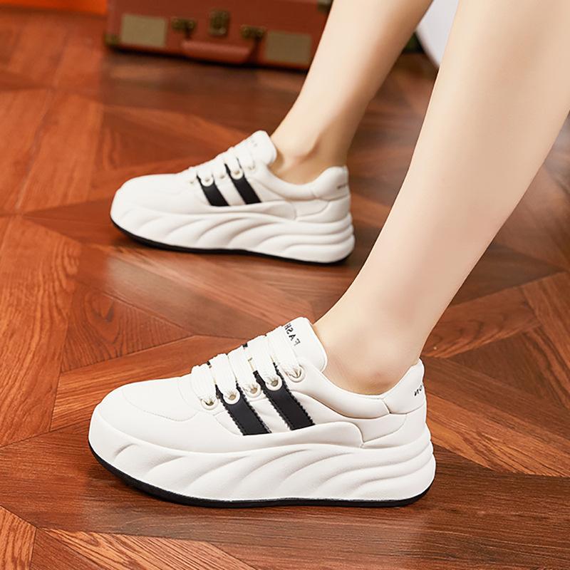 Little White Shoes Women's 2025 New Spring Versatile Student Casual Sports Shoes Flat Baseplate Shoes Soft Leather Bread Shoes