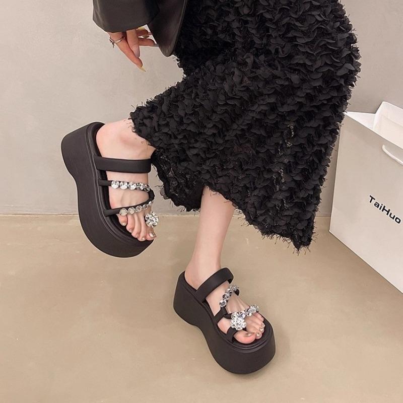 

Fashion cover with skirt, toe rhinestone high-heeled sandals for women s summer wear, new muffin thick-soled heightening cool slippers 35 чёрный