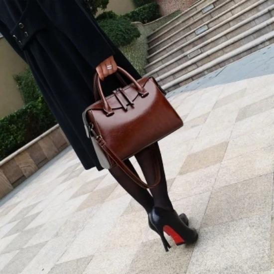 Hochwertige lässige Tragetaschen Vintage Schulter große Kapazität Damenmode Ledertaschen