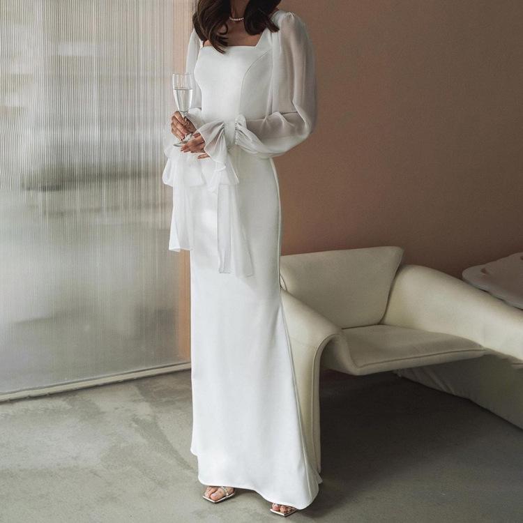 

French-Style Fishtail Dress with Square Neck and Bell Sleeves Small