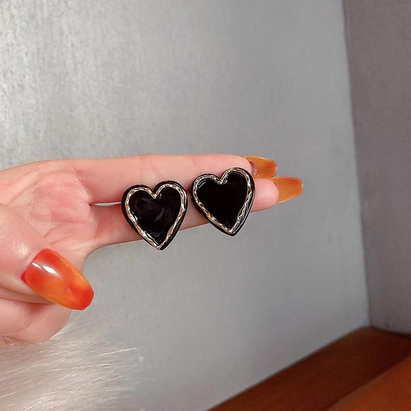 Kolczyki sztyfty z dużym sercem w kolorze białym dla kobiet Dziewczyna Koreańska miłość Drop Glaze Estetyczne życie codzienne Minimalistyczna biżuteria Piercing