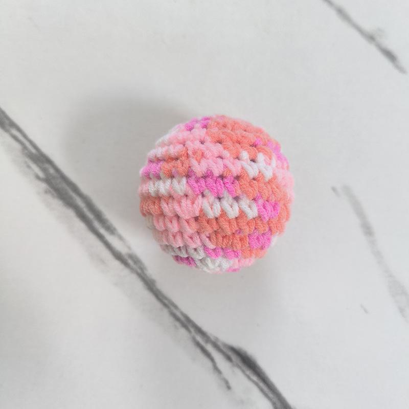 Cat Teasing Yarn Ball Toy: Interactive Crochet Scratch Ball with Bell