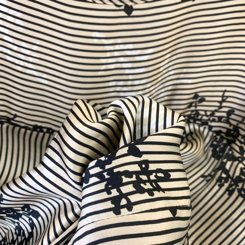 Last Special Offer Women's Short Sleeve Tops Mulberry Silk Print Silk T-Shirt Plus Size Casual Slim Looking Crew Neck Blouse