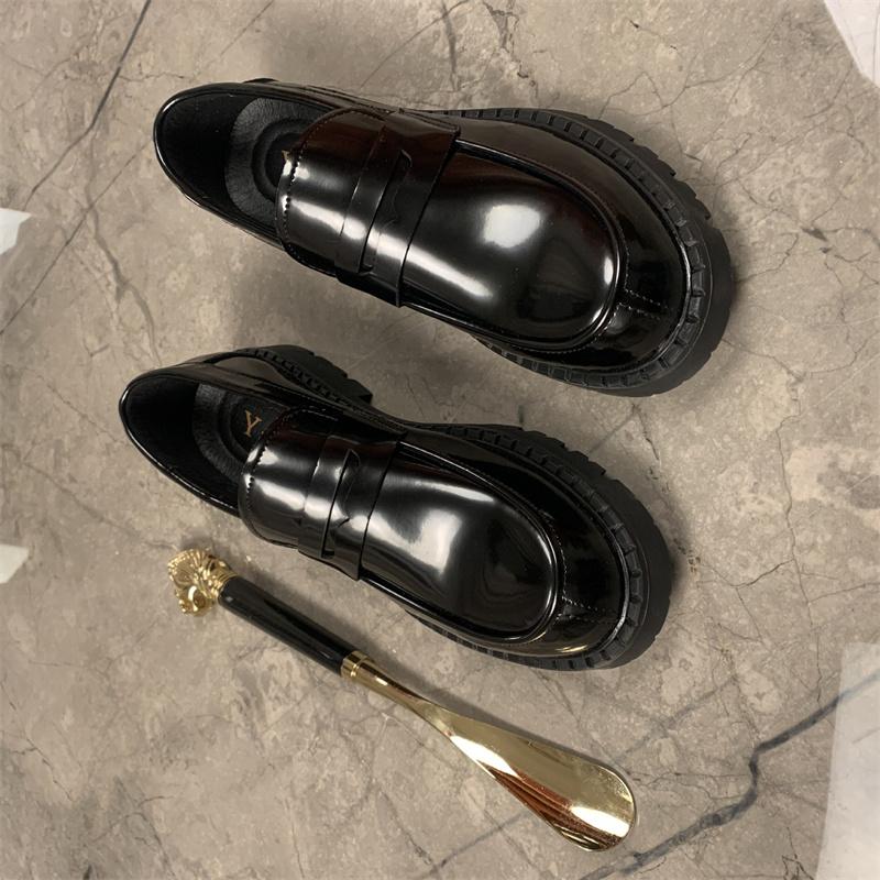 Fashion Thick Sole Men Cow Leather Loafers Slip On Men Shoes Bussiness Formal Shoes For Men Dress Footwear Sapato Social Masculino