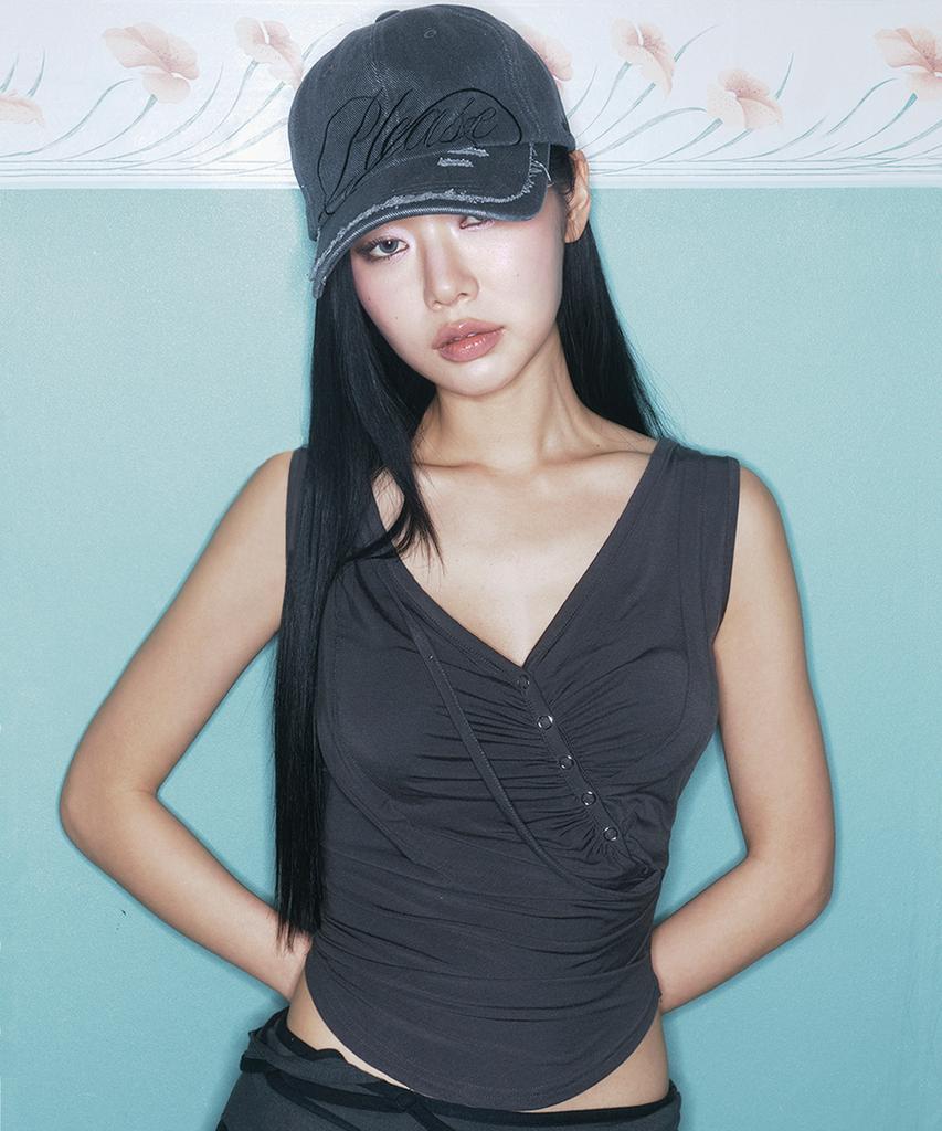 Peullijeunopallou Deba Sleeveless Top (Charcoal)