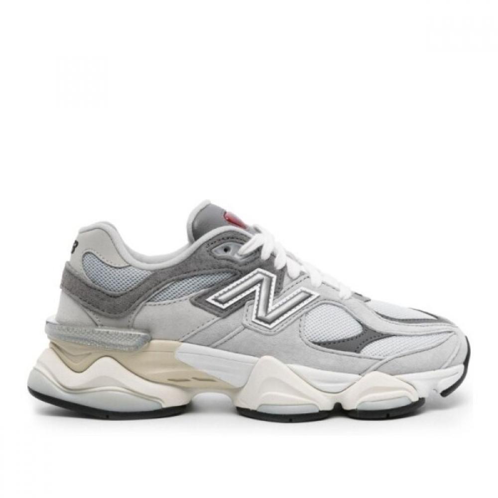 

New Balance Grey White Suede Mesh Paneling Sneakers U9060gryd Grey US4