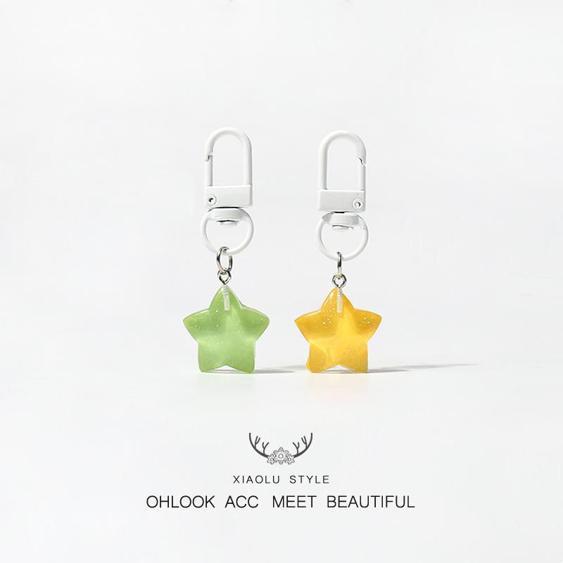 Charming Five-Pointed Star Keychain - Energetic Backpack Accessory