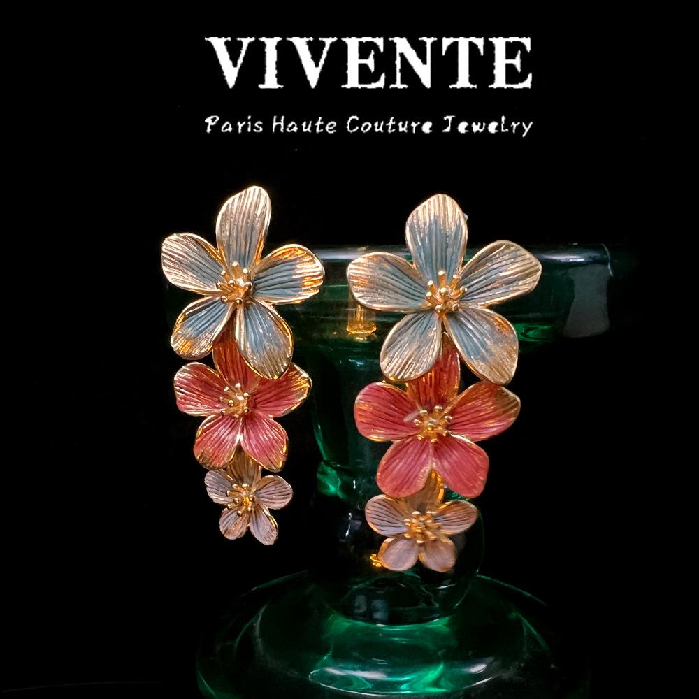 

Elegant Hand-Painted Enamel Floral Chinese Earrings цветочный