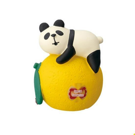 Yuzu Bath Series: Japanese Cat Resin Miniature Ornament for Photography and Decor