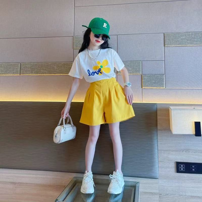 Neues stilvolles Sommer-Outfit für Mädchen Set Modisches Zweiteiler-Set für ältere Kinder