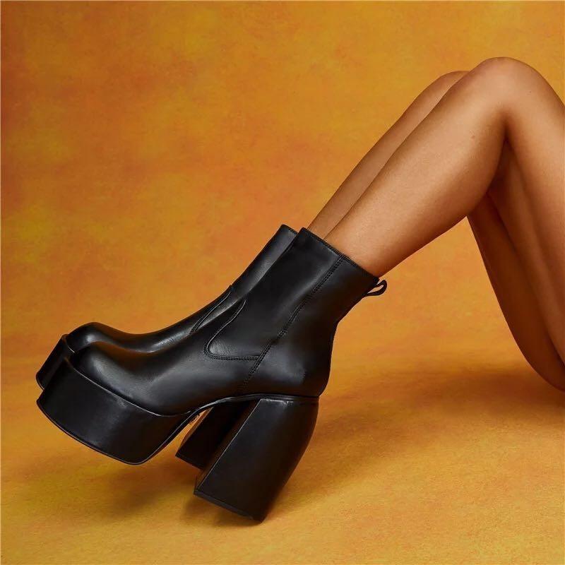 Autumn and winter new thick-bottomed water platform thick-heeled high-heeled thick-heeled knee boots women's sleeve slim knight boots