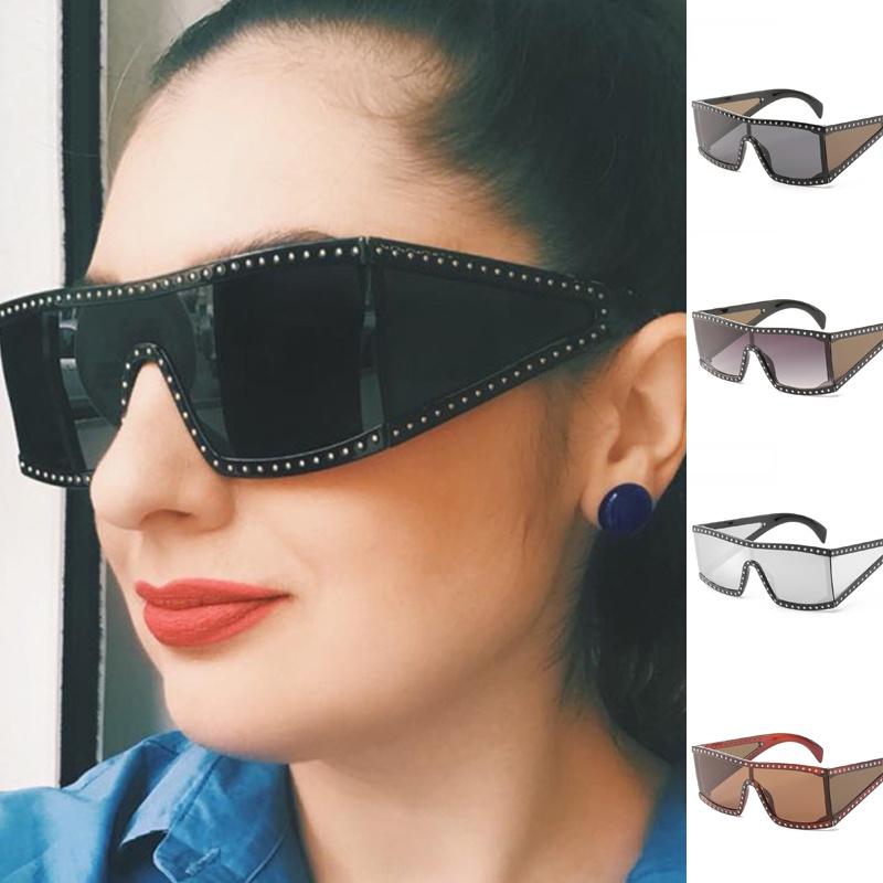 Women's Retro Flat Top Large Oversize Square Frame Sunglasses With Uv400 Protection And Timeless Style