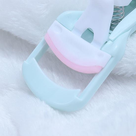 Yousheng Eyelash Curler Easy to Use Effortless Bright Color Pressing Mini Eyelash Curler for Home