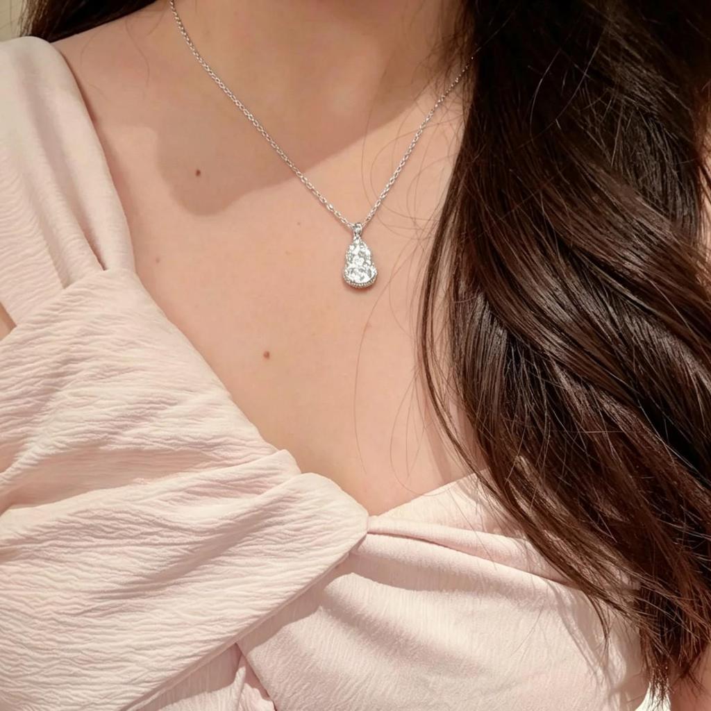Fu Lu Hulu Sparkle Necklace - Women's Light Luxury Ancient Design Clavicle Chain