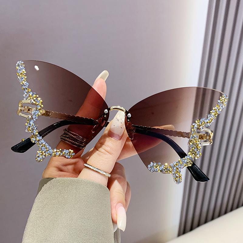 Cross-Border Butterfly Rhinestone Frameless Sunglasses - Women's Fashion, Exaggerated Celebrity Style