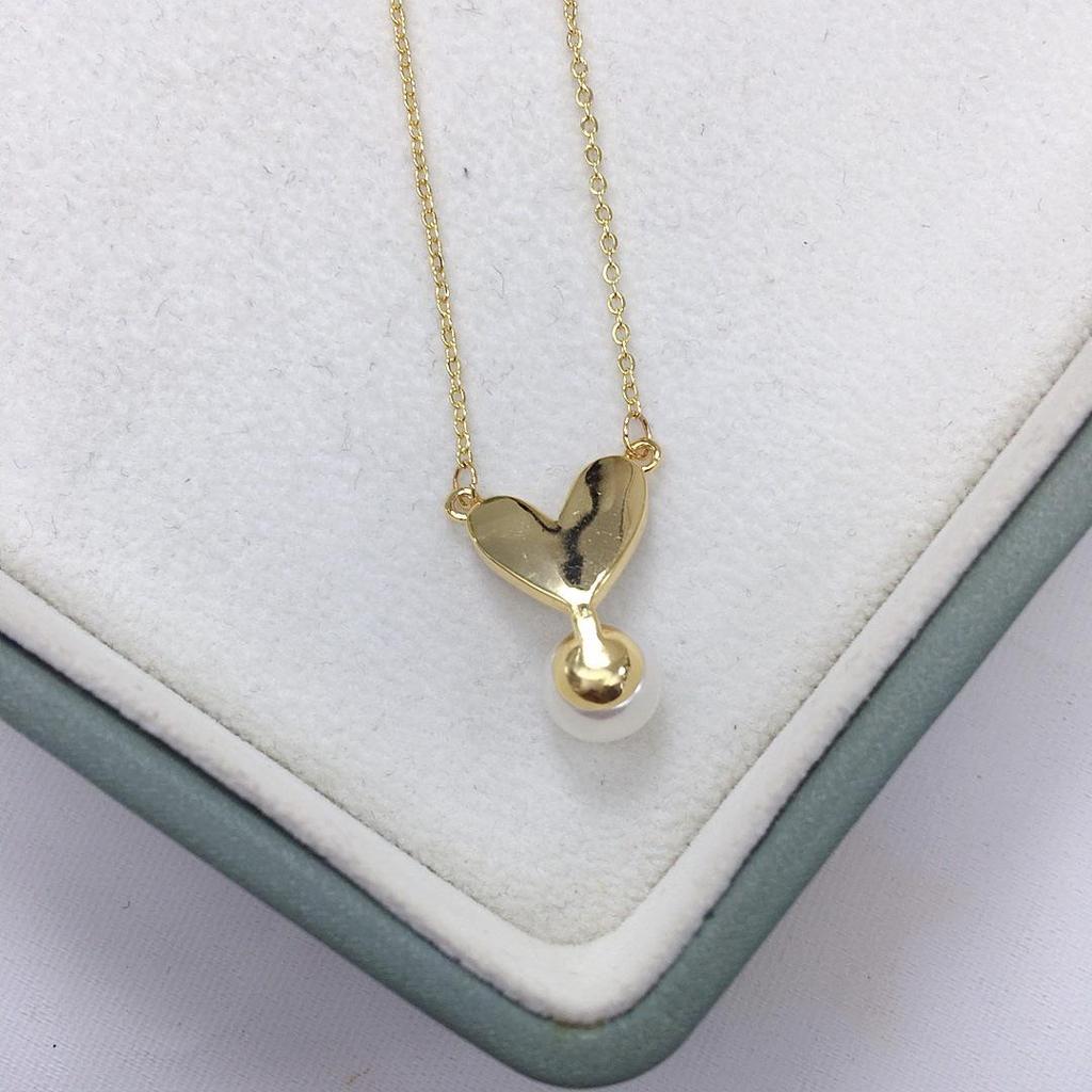 Natural Freshwater Pearl Heart Pendant Necklace - Cute Seashell Design, Perfect Gift for Women