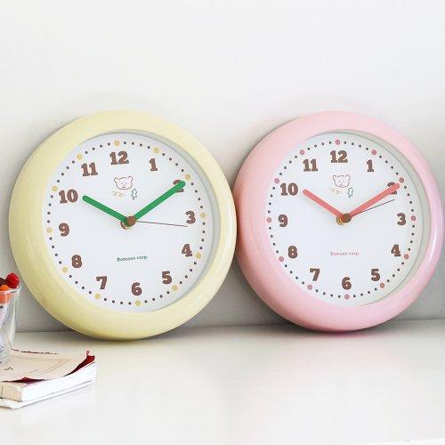 

[BRUNCH BROTHER] BRUNCH BROTHER Romane Creamy Wall Clock ver.2 Pink