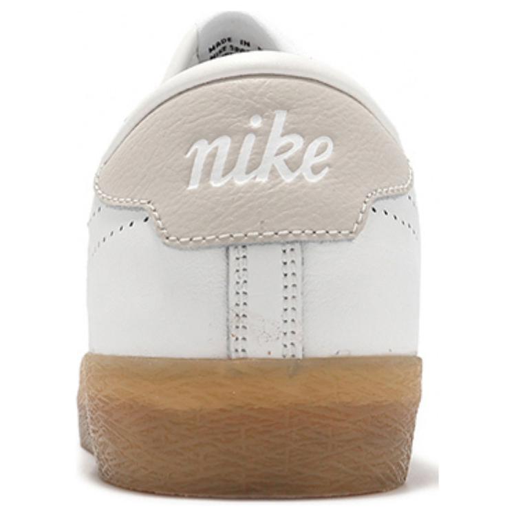 Nike Tennis Classic AC Biały Jasny Orewood Guma Męskie Sneakersy Summit-White Jasny-Orewood-Brązowy HM4648-111