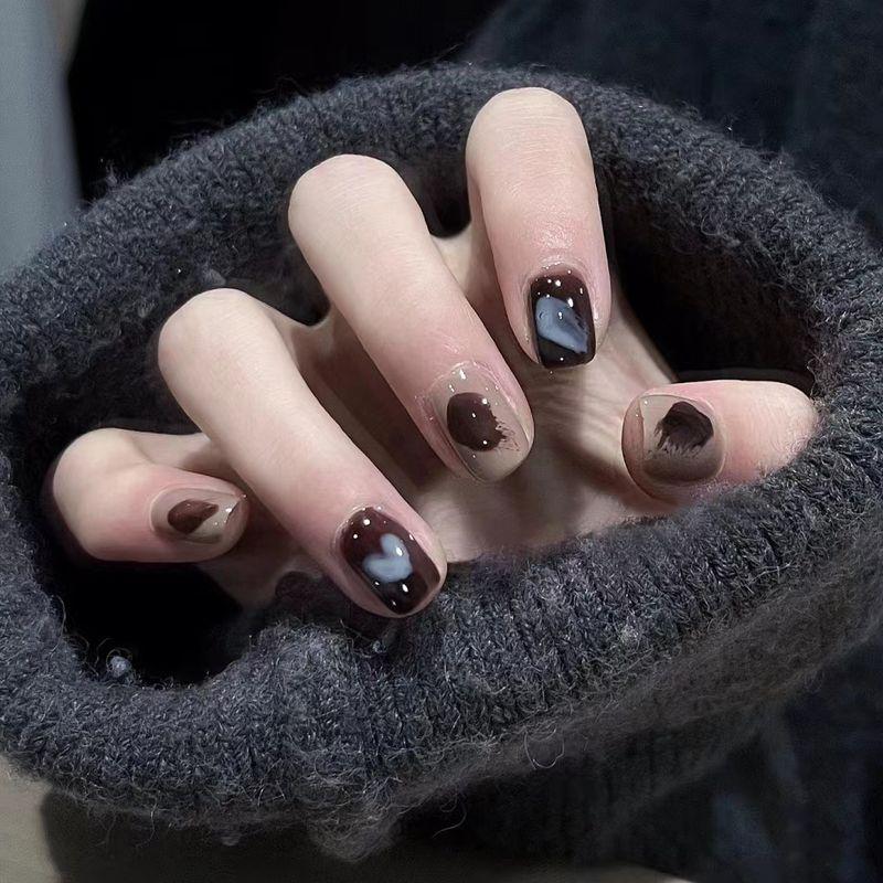 

2025 Новое поступление Носимые ногти Ins Ветер чистого желания Наклейки для ногтей Готовый продукт для ногтей Студенческий типс для ногтей Съемный Носимый Blue