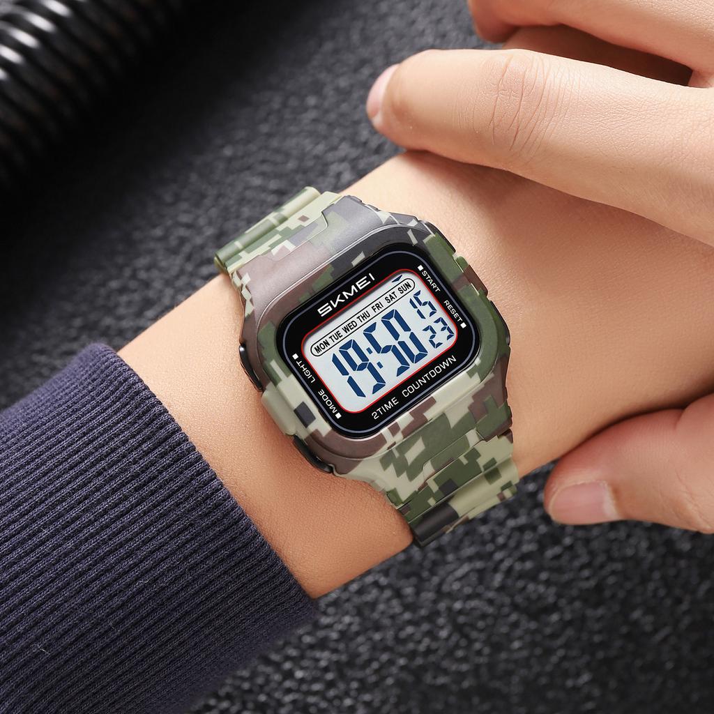 Outdoor sports student watch waterproof multi-function electronic watch dual time fashion square electronic watch