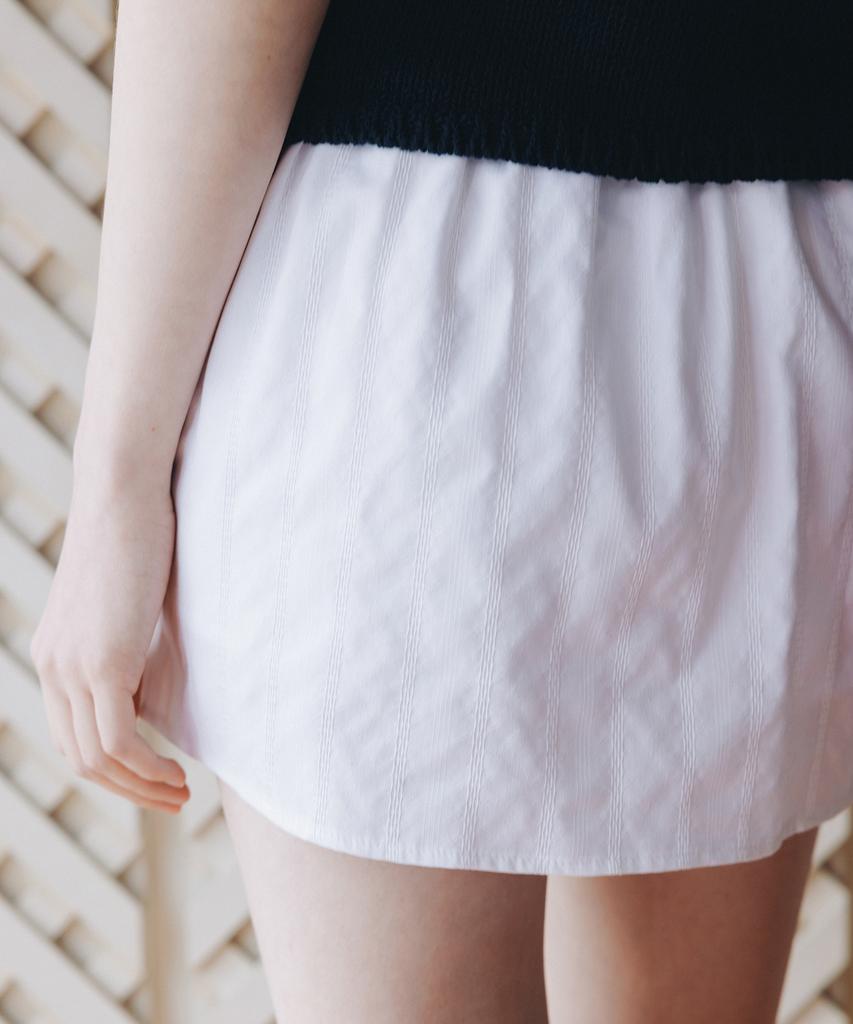 ANDNEEDS Torre Frill Mini Skirt (White)