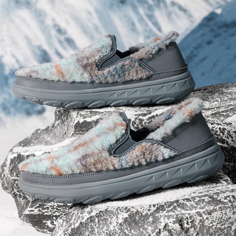 Fashion Hot Sell Moccasins Handmade Comfy Mens Loafers Casual Slip on Shoes Warm Plush Fur Winter Flats Man Walk Driving Shoes Moccasins