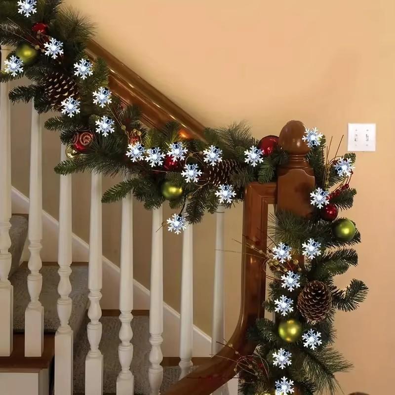 1pc 7M 50 LED Solar Snowflake Christmas String Light Solar Christmas Light Outdoor Snowflake Lights for Xmas Tree Holiday Garden