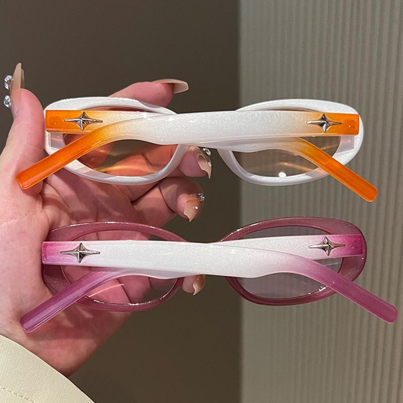 Korean Style Fashion Glasses for Women Oval Shape Stylish Anti-reflective Women's Sun glasses High Quality Female Eyewear