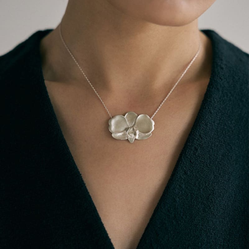 

NEBR Flower Crown necklace N 14 Silver